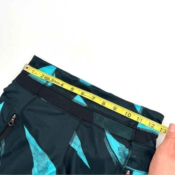 LULULEMON Woman's Two-Tone Blue Geometric Print Low Rise Active Leggings Size 4 - Picture 12 of 13